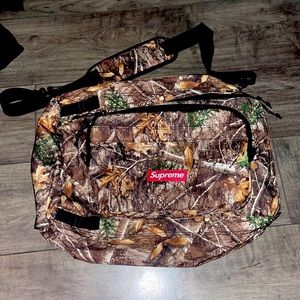 Supreme bag, 3 compartments, never used